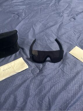 Gucci Black Shield VR/AR Visor Sunglass Accessory
